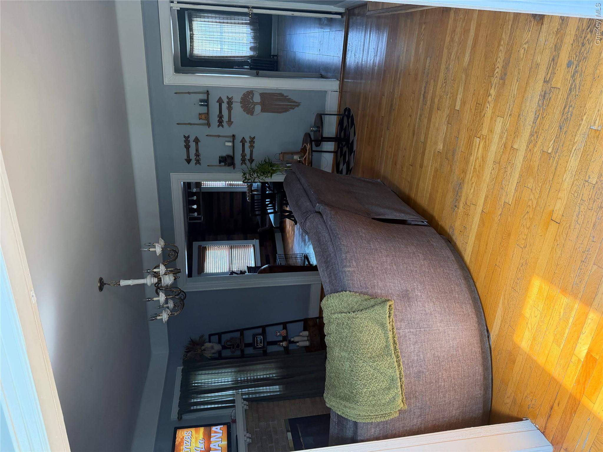 20905 Hollis Avenue – For Sale photo 6