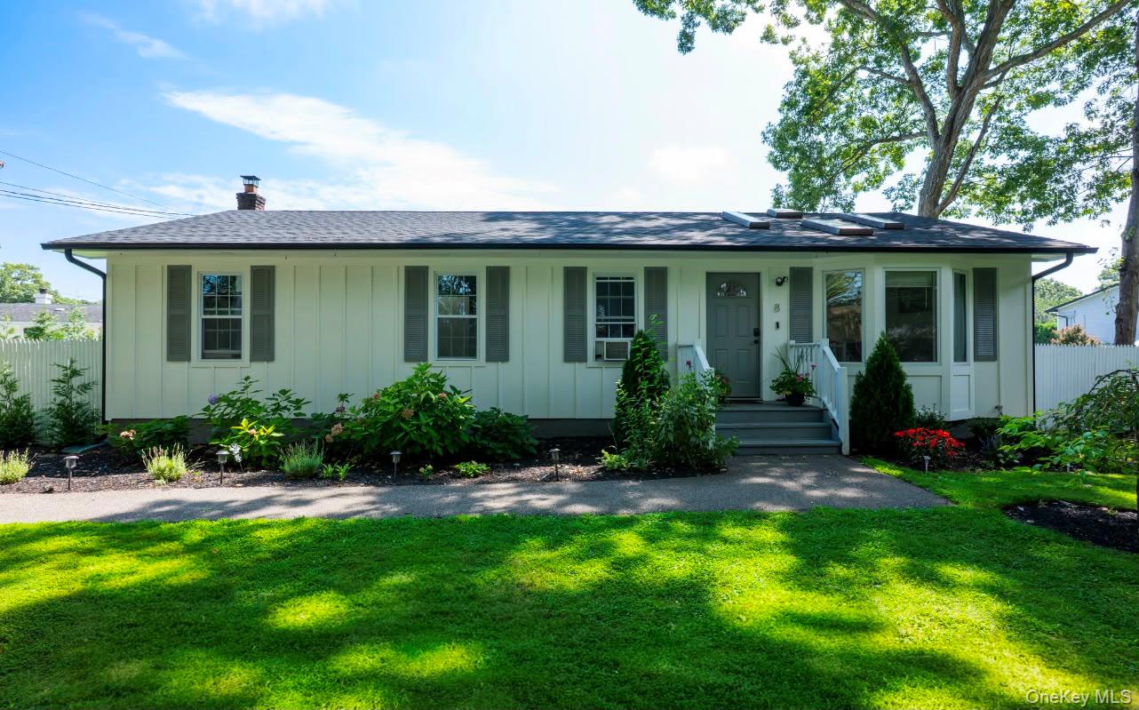 8 silver Road – For Sale