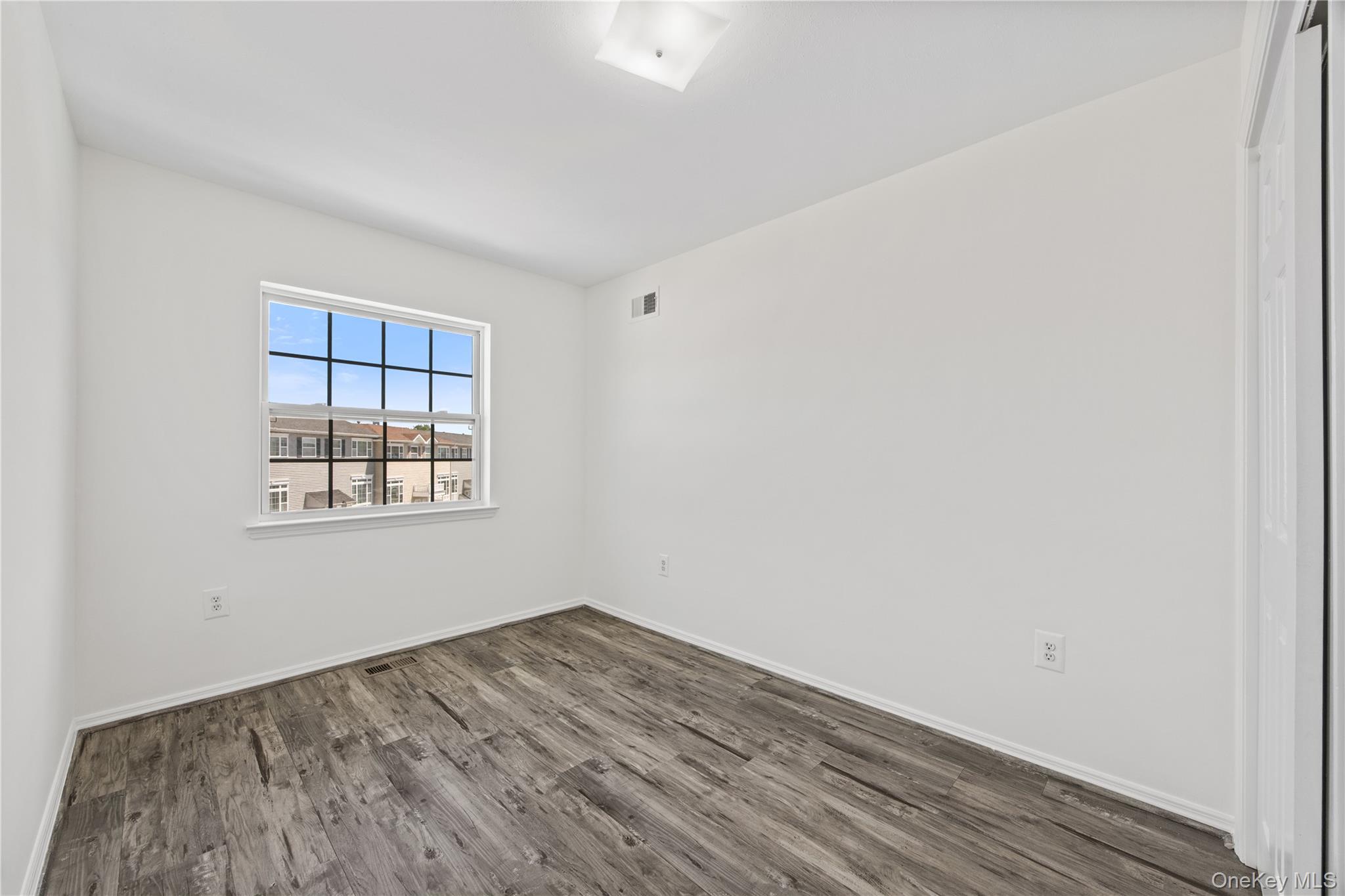 102 Surf Drive – For Sale photo 24
