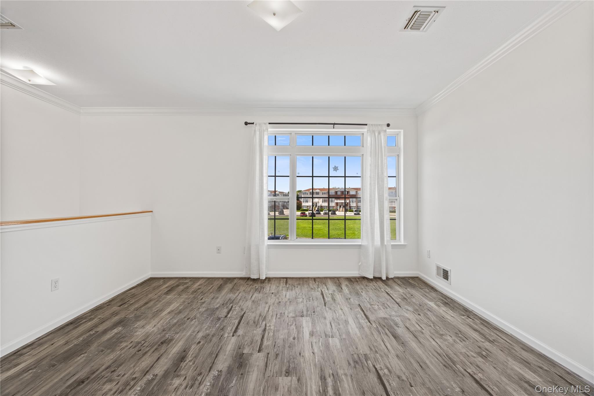 102 Surf Drive – For Sale photo 5