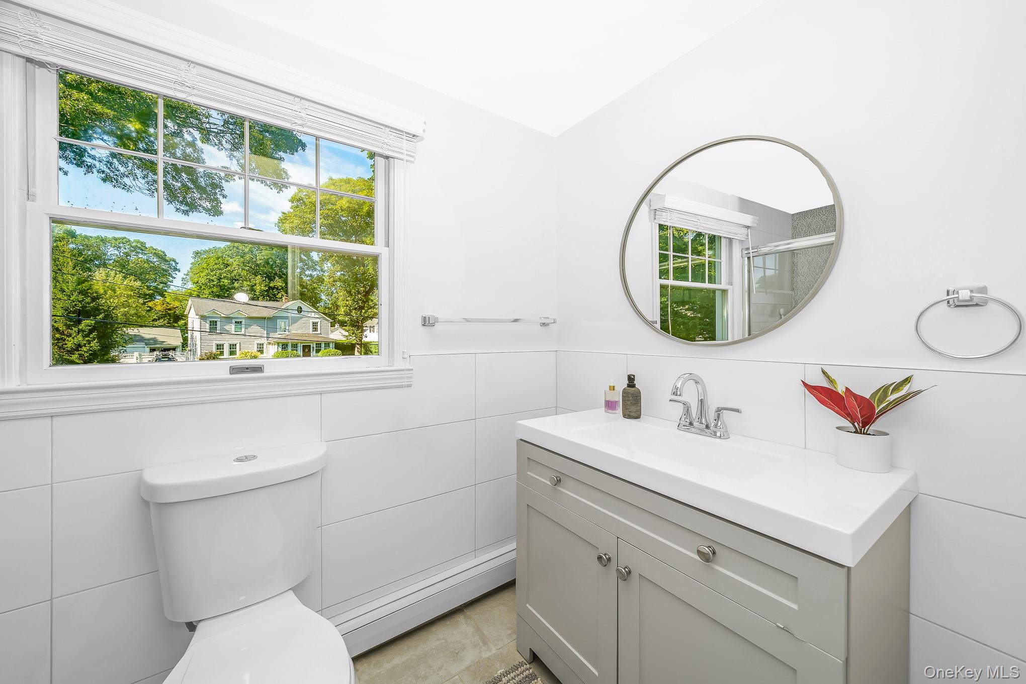 10 Hill Street – For Sale photo 41