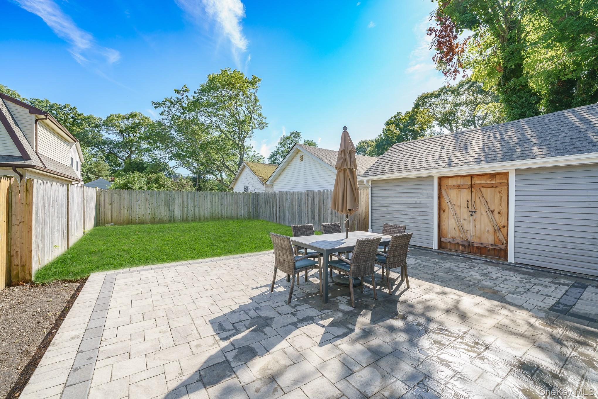 10 Hill Street – For Sale photo 7