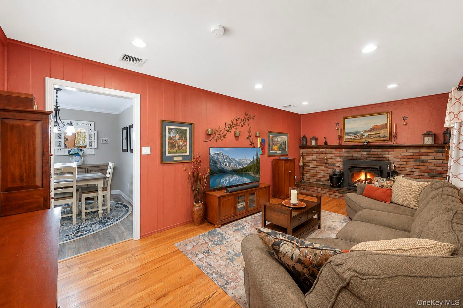 255 Lake Avenue S – For Sale photo 32