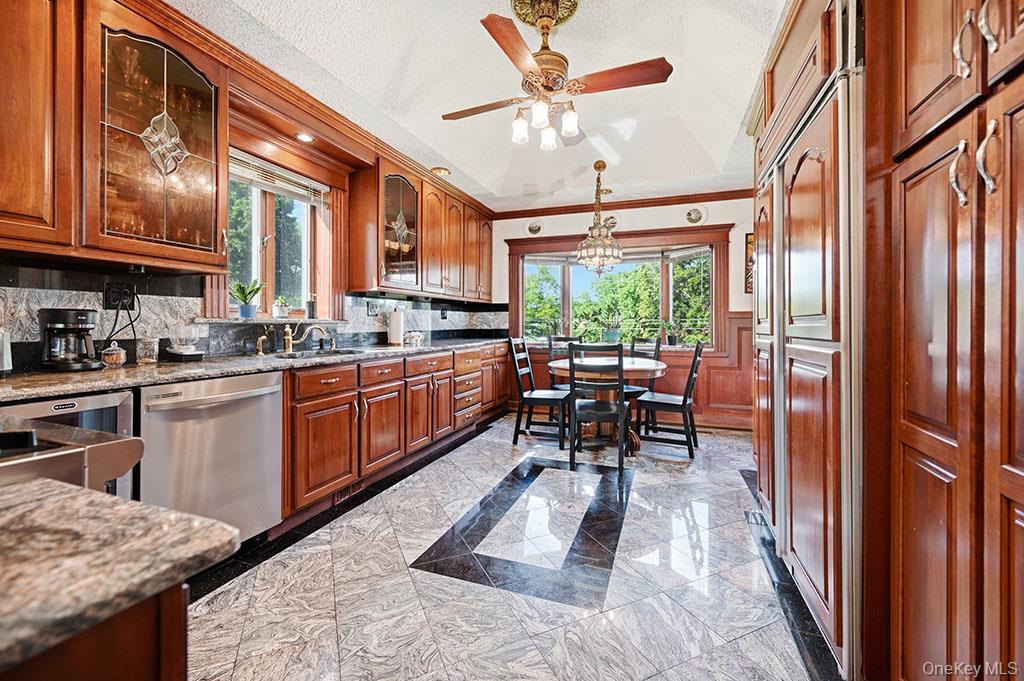 7 Lake Avenue – For Sale photo 31