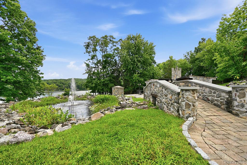 7 Lake Avenue – For Sale photo 8