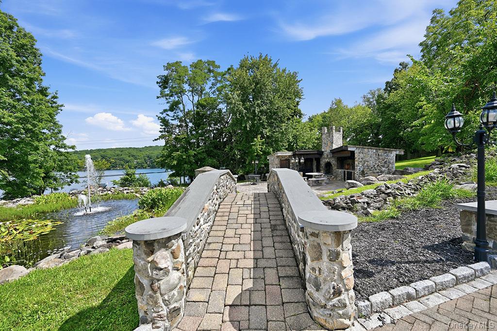 7 Lake Avenue – For Sale photo 5