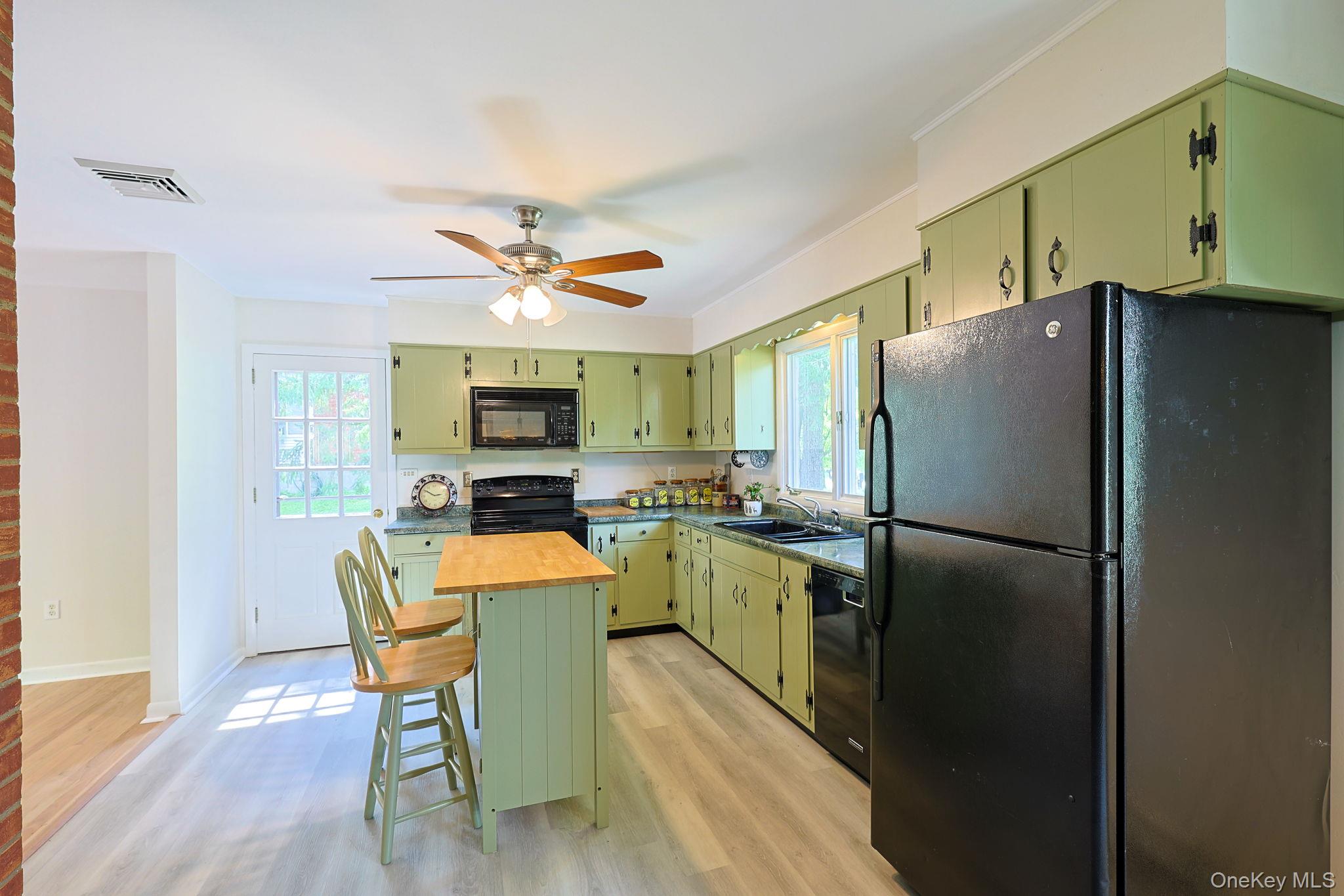 58 Edgehill Drive – For Sale photo 13
