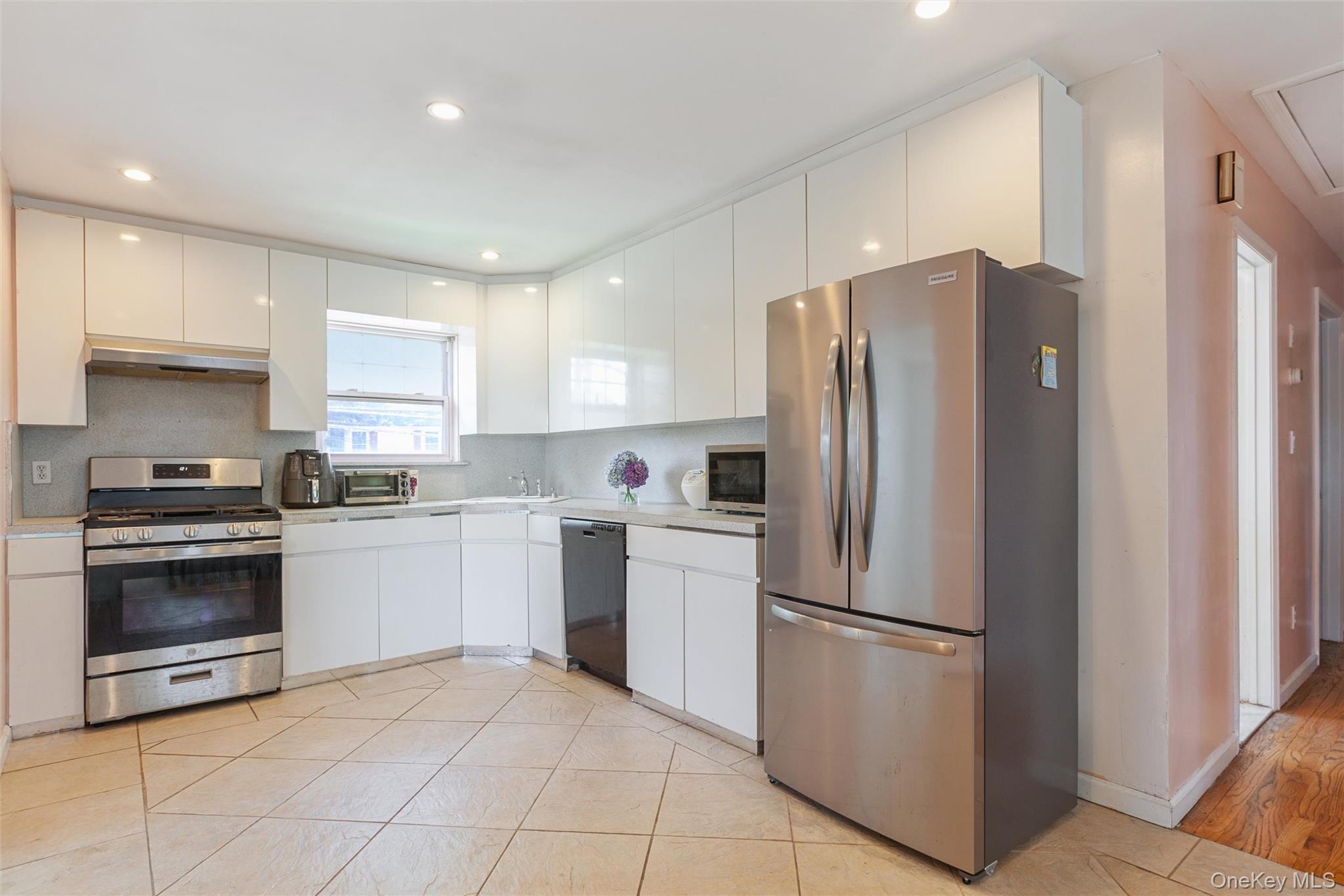 2 Wilson Street – For Sale photo 10