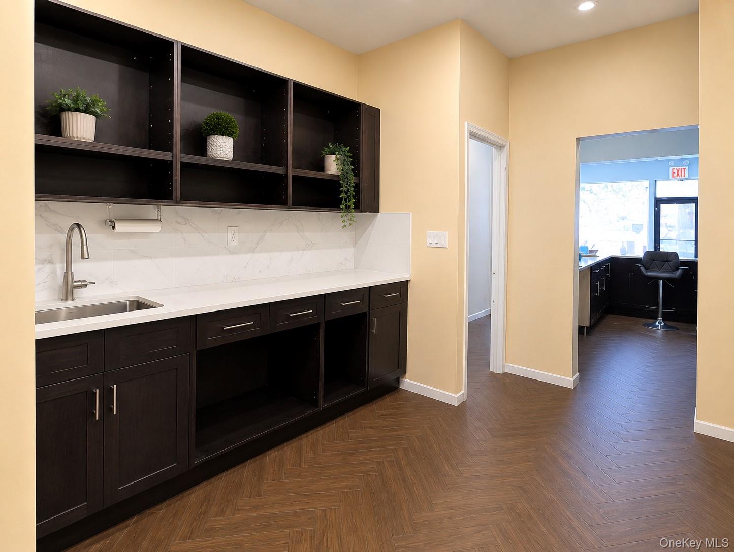 33-17 30 Avenue – For Rent photo 10