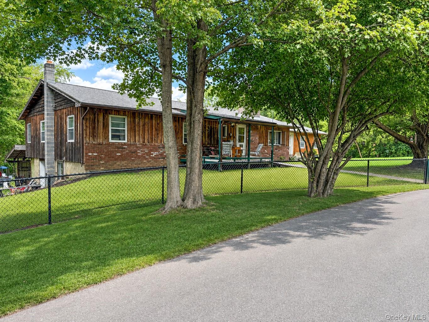 740 Wallkill Avenue – For Sale photo 2