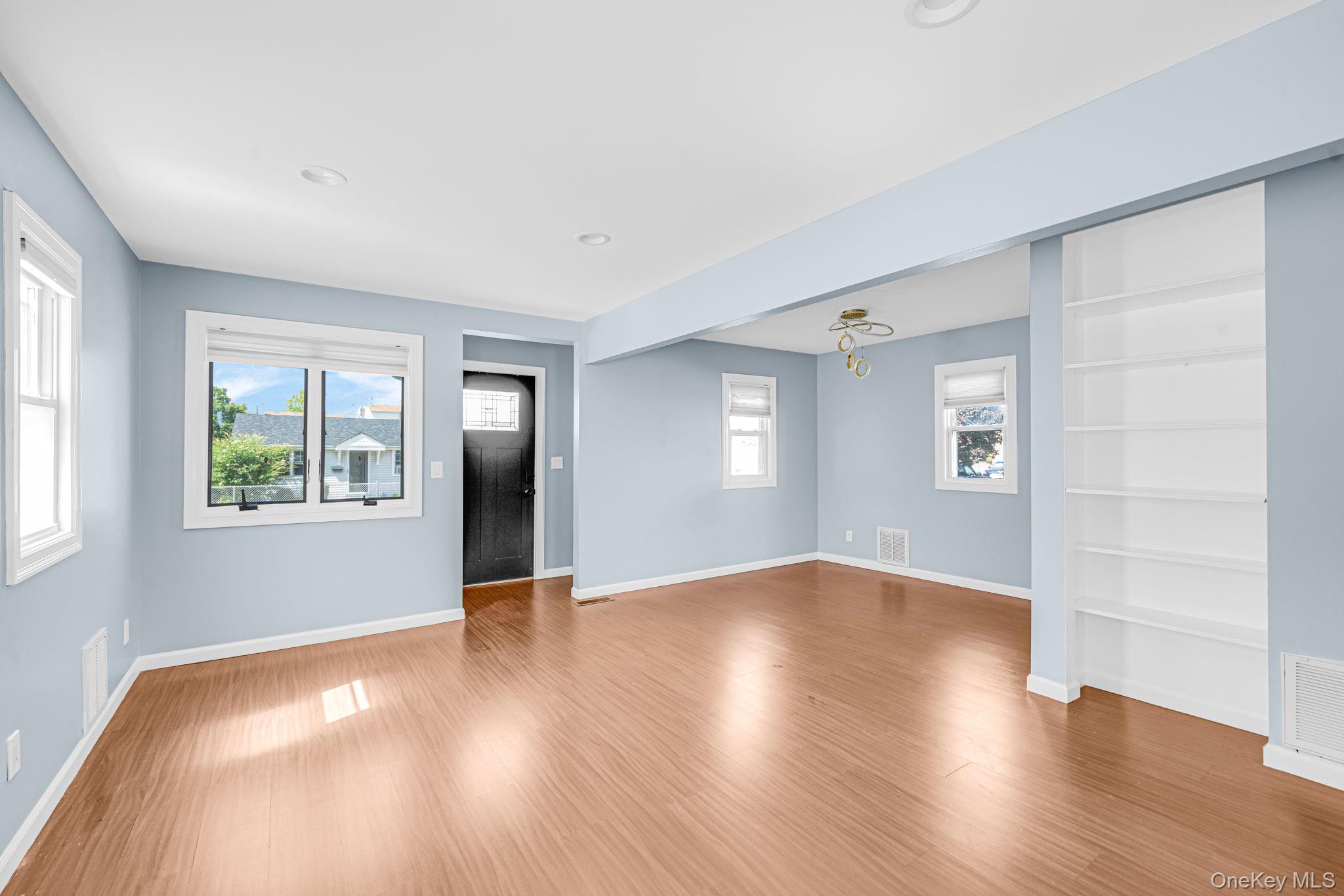 646 S 7th Street – For Sale photo 9
