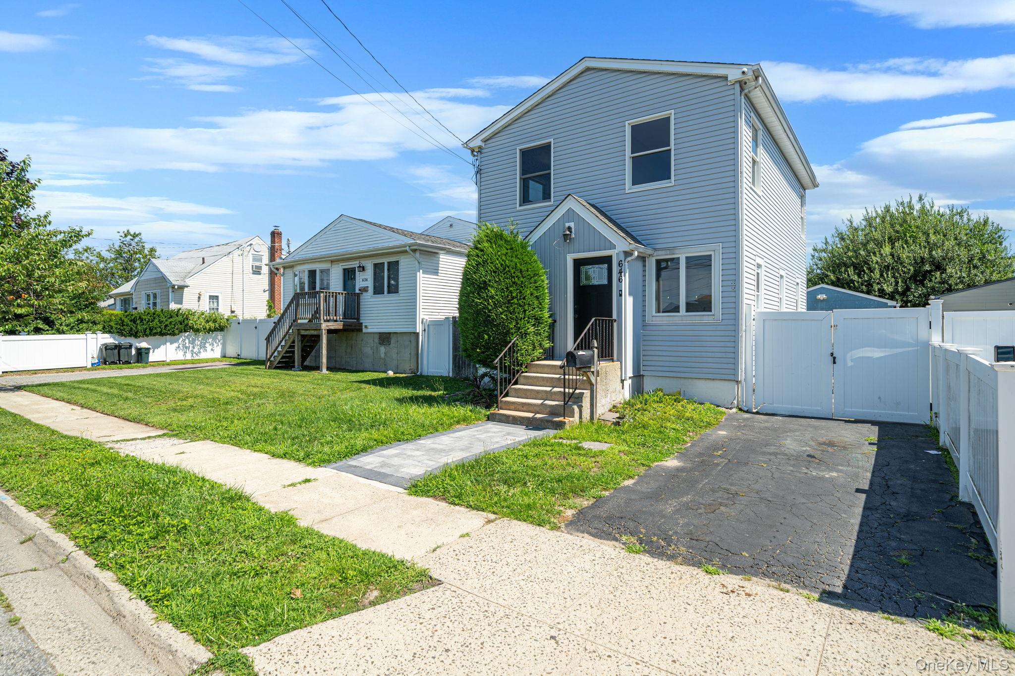 646 S 7th Street – For Sale