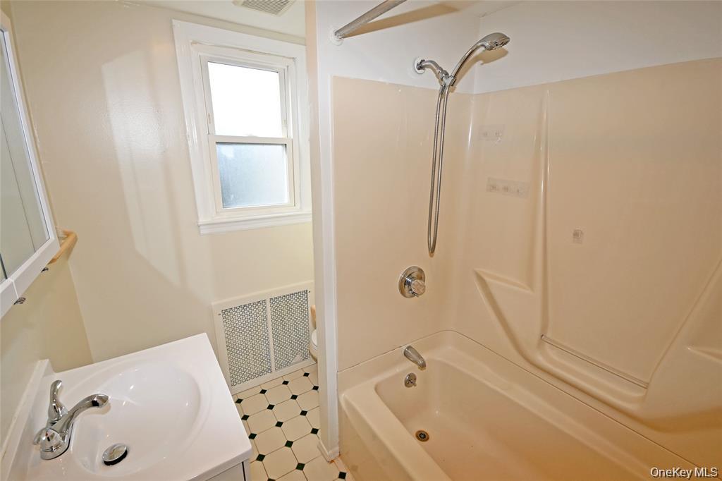 1047 N 7th Street, Unit Whole Hous photo 11