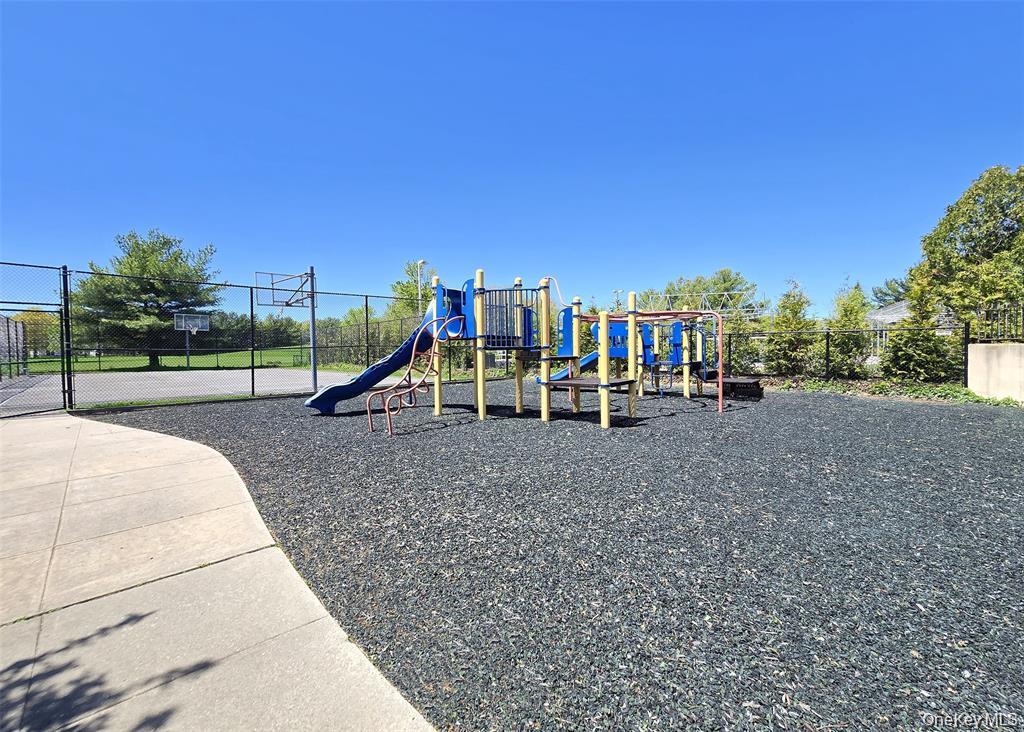 5 Charley Lane – For Sale photo 30