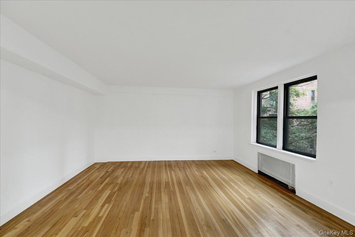 3840 Greystone Avenue, Unit 3I photo 2