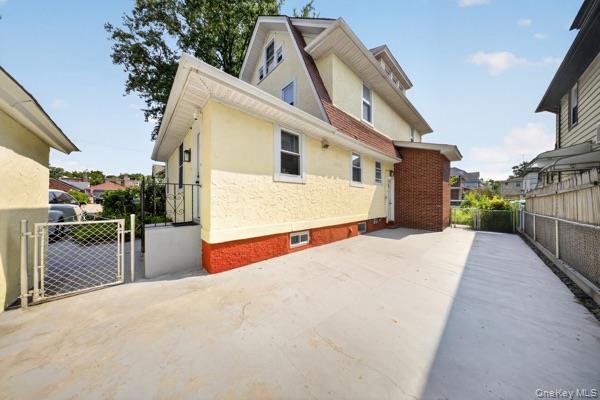 167-16 43rd Avenue – For Sale photo 26