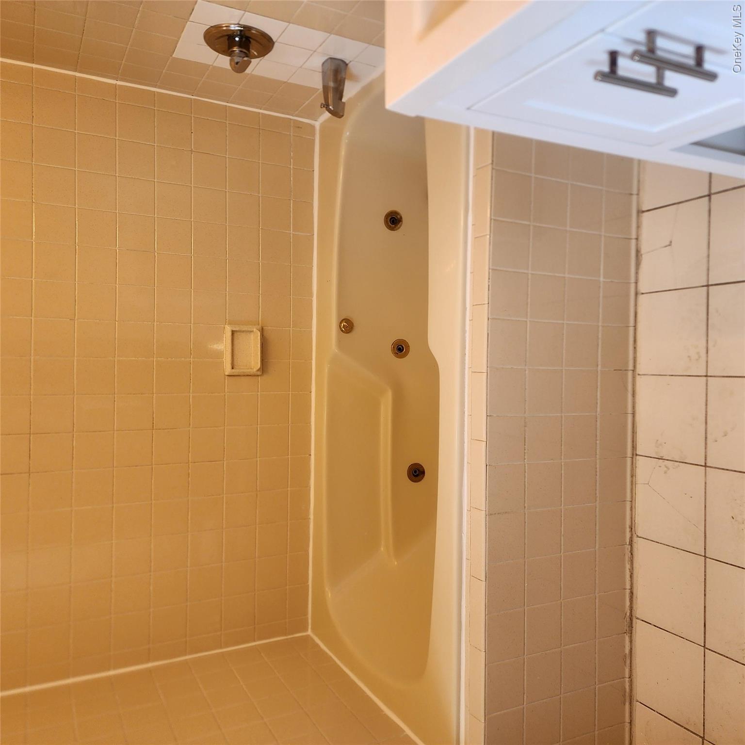 23 Orchard Street, Unit 1st Floor photo 2