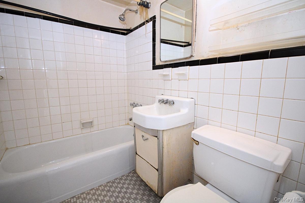 1935 Shore Parkway, Unit 15A photo 12