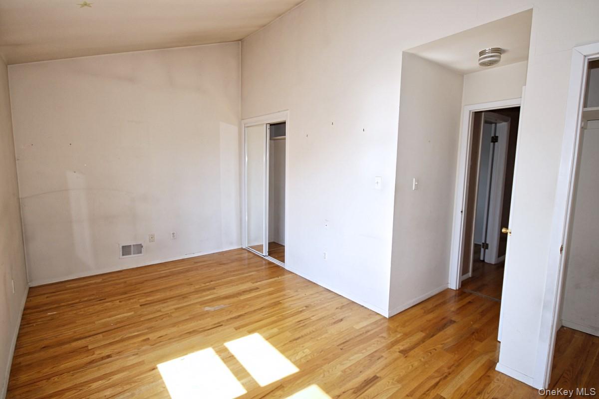 5 Abbey Road – For Sale photo 11