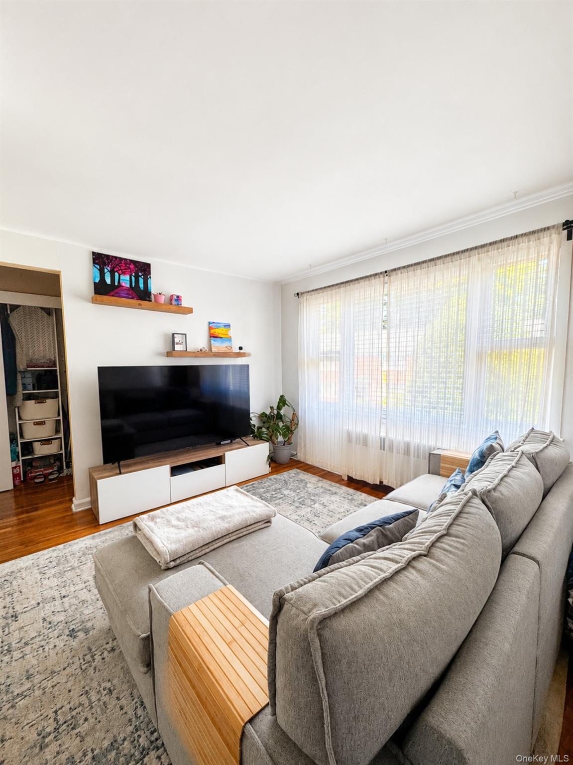 43 1/2 Carpenter Avenue, Unit D photo 3