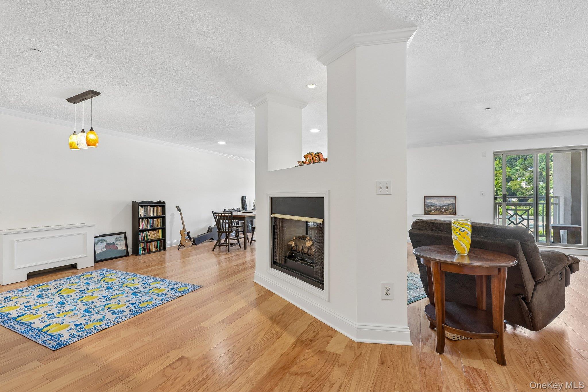 409 Harbor Cove, Unit #409 photo 2