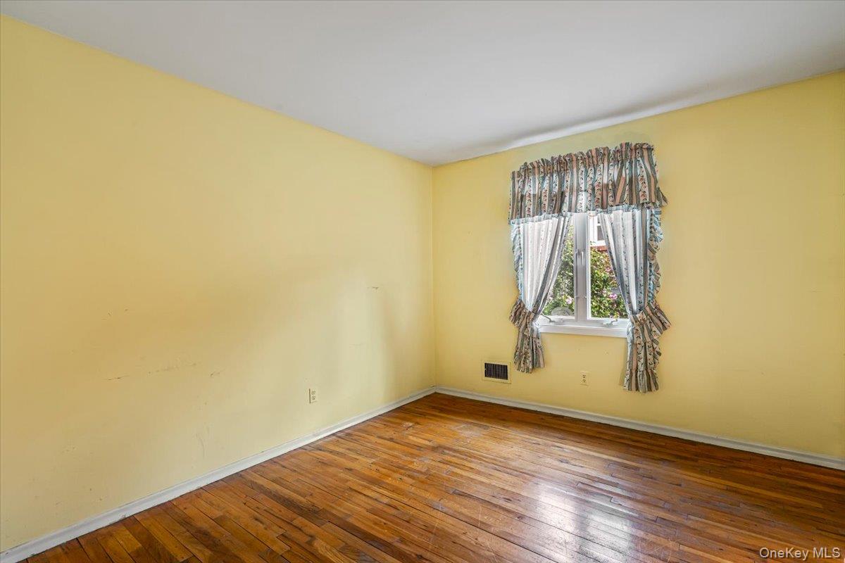 156-14 14th Avenue – For Sale photo 17