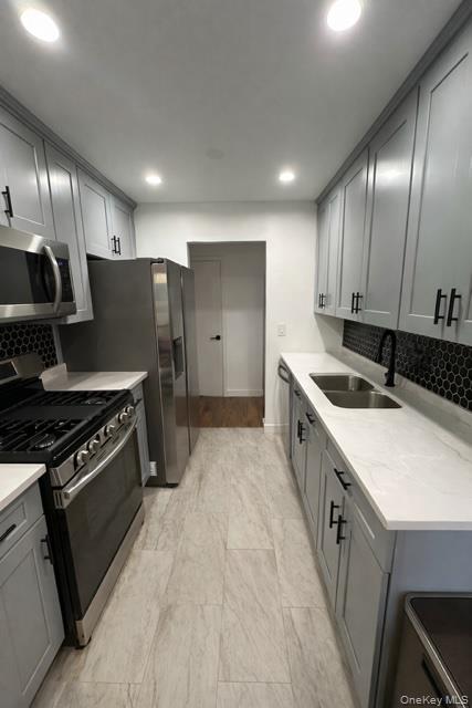 156 Parkside Drive, Unit 156 photo 9