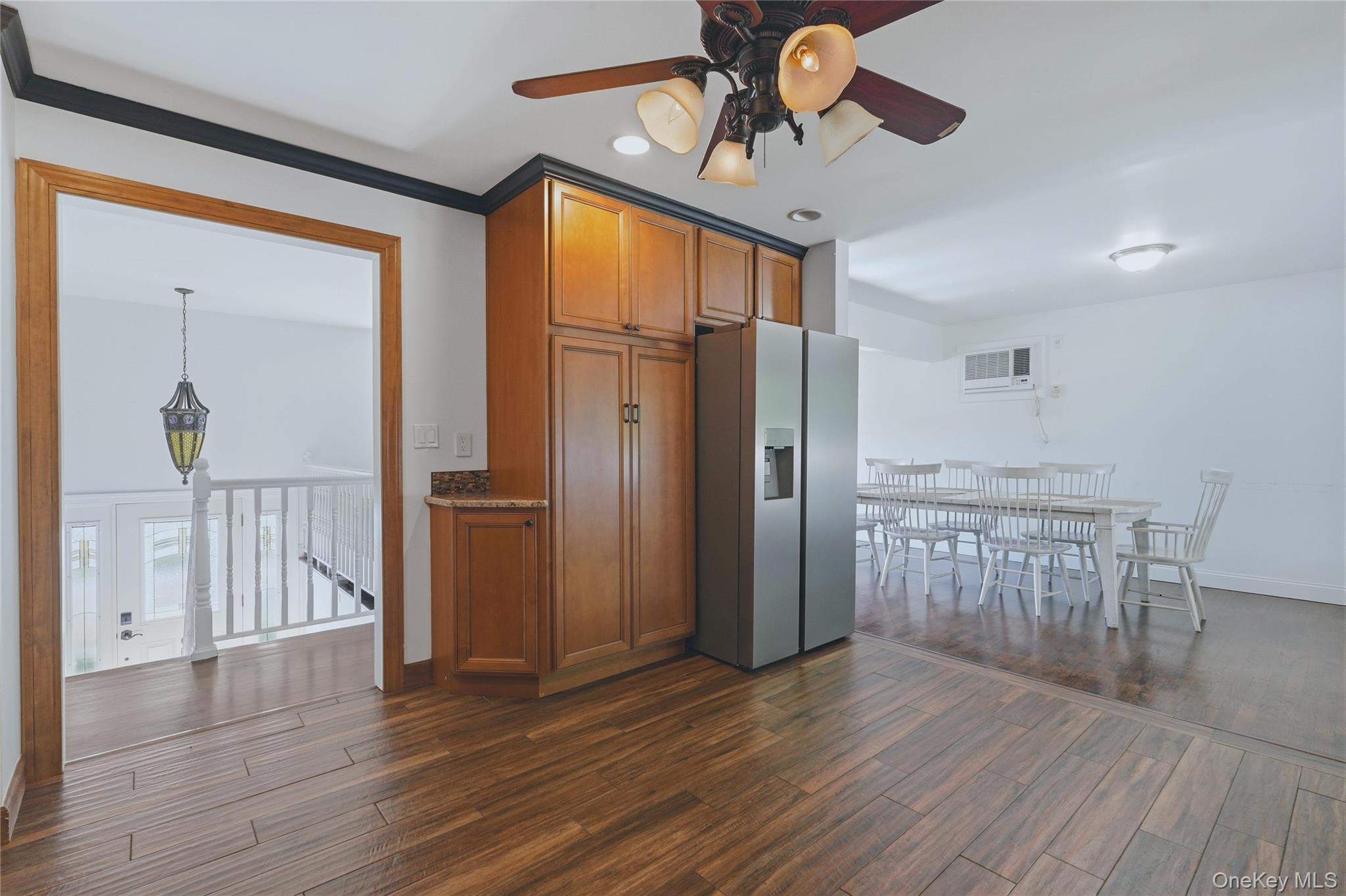119 Scotchtown Avenue – For Sale photo 6