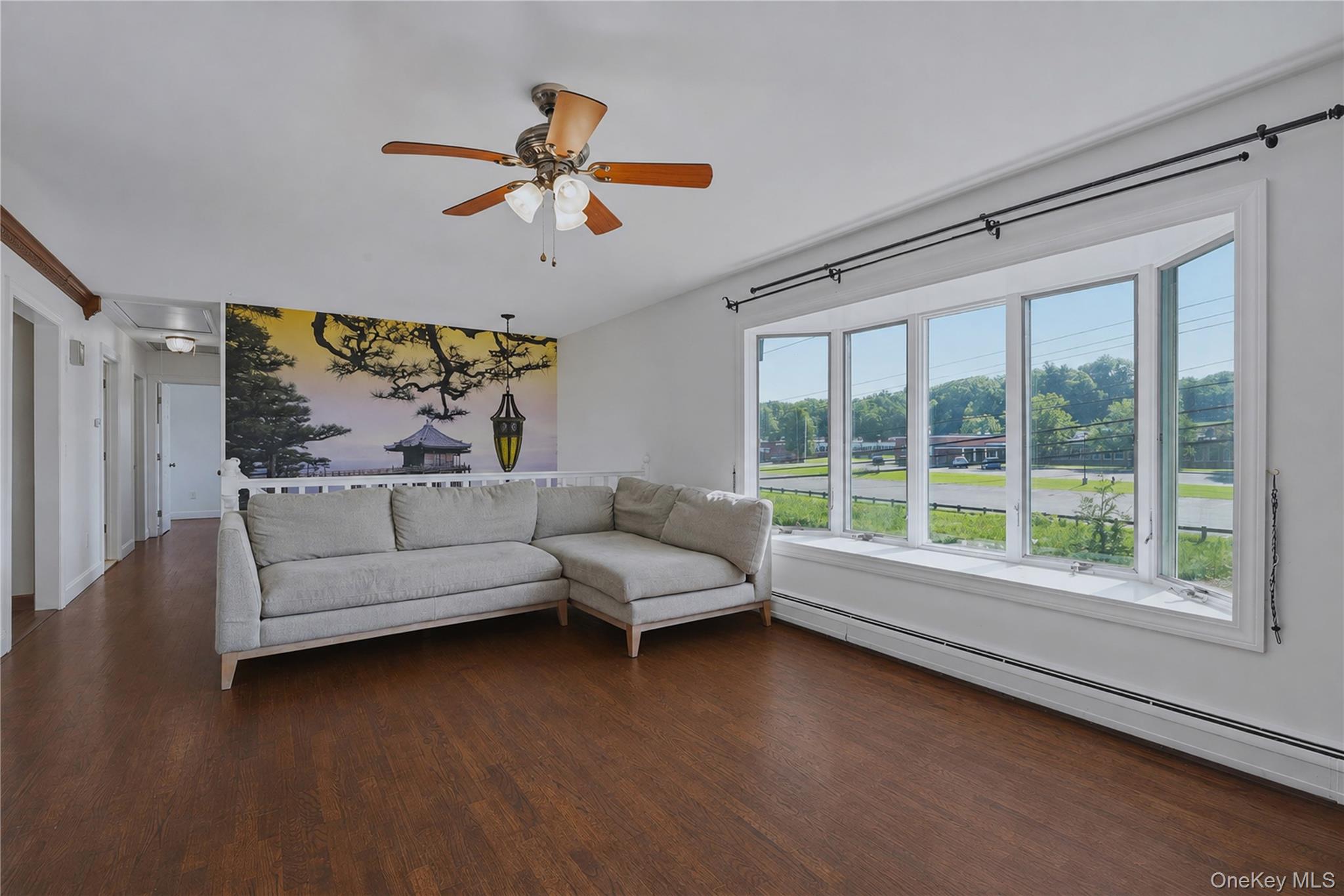 119 Scotchtown Avenue – For Sale photo 3