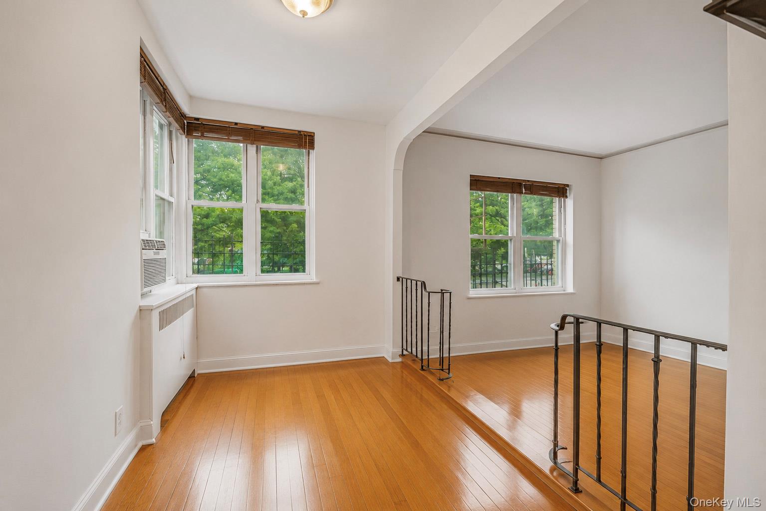 2160 Bronx Park East, Unit 1F photo 8