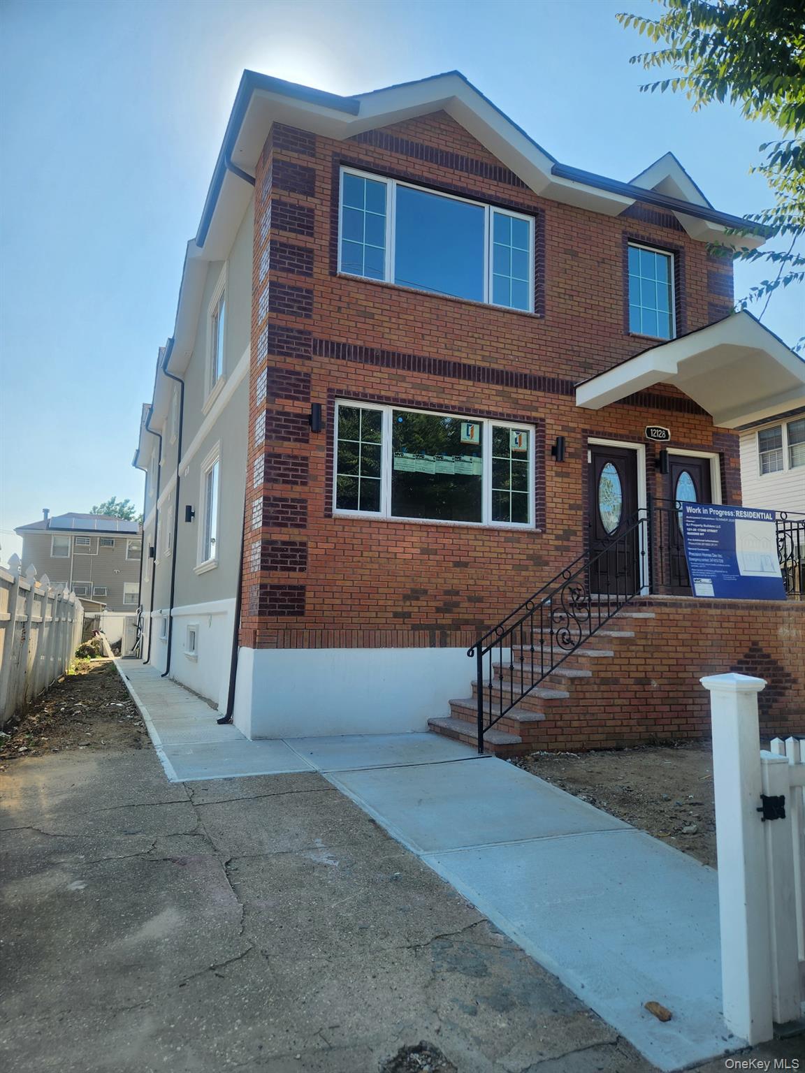 121-28 172  ST Street – For Sale