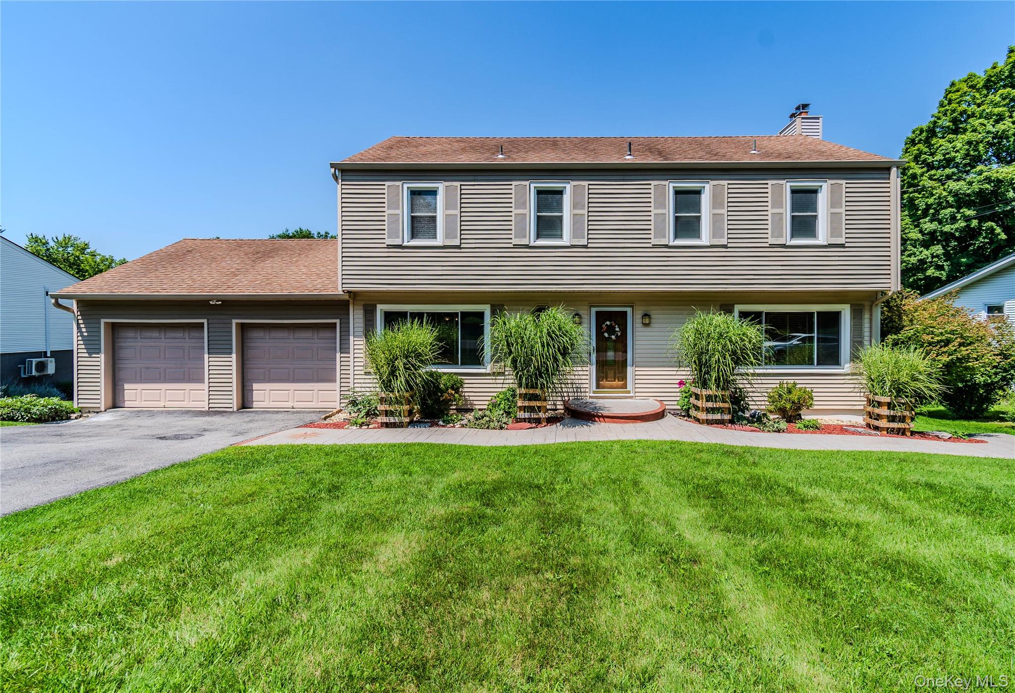 10 Old Mill Drive – For Sale photo 4