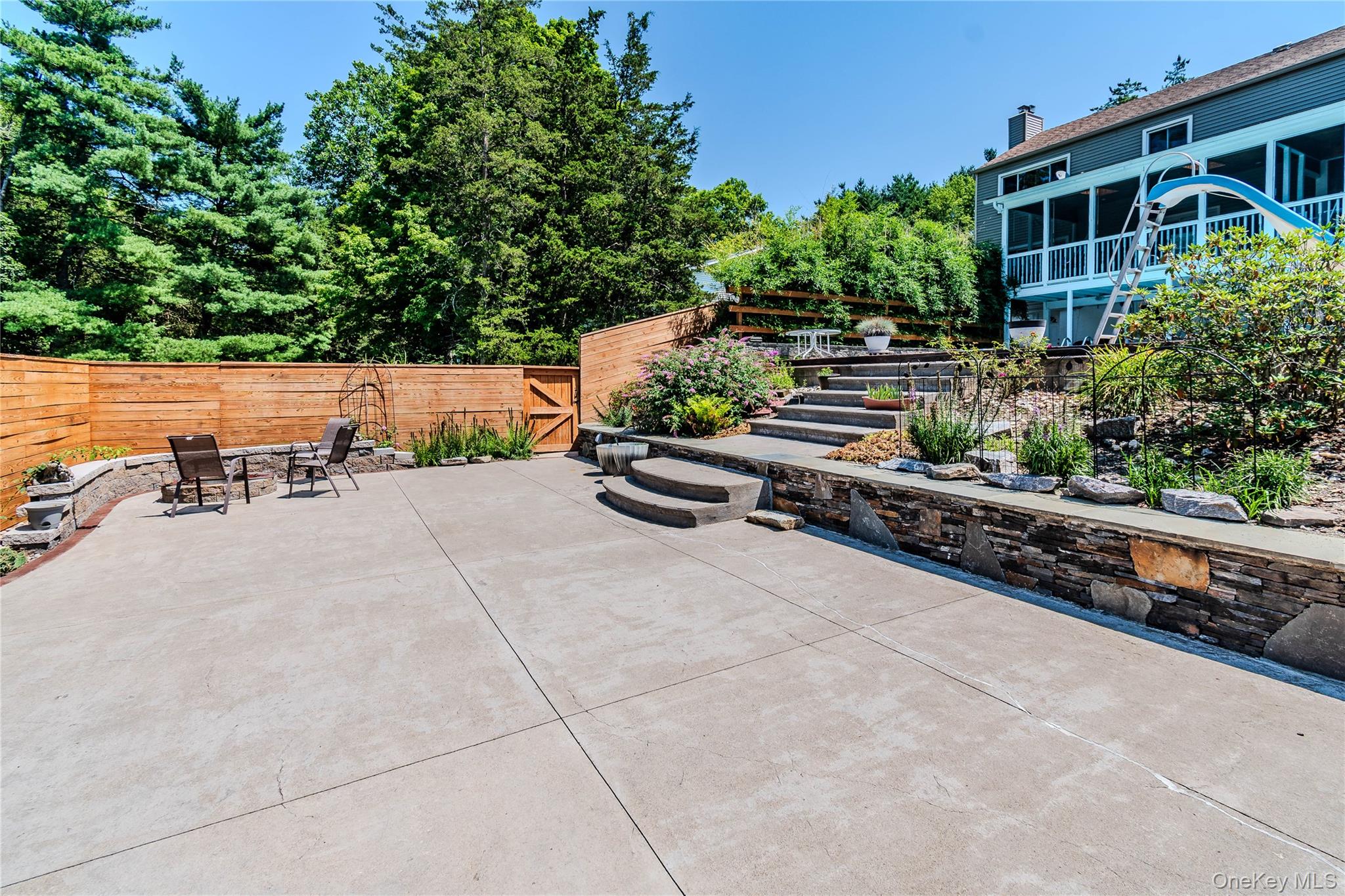 10 Old Mill Drive – For Sale photo 13