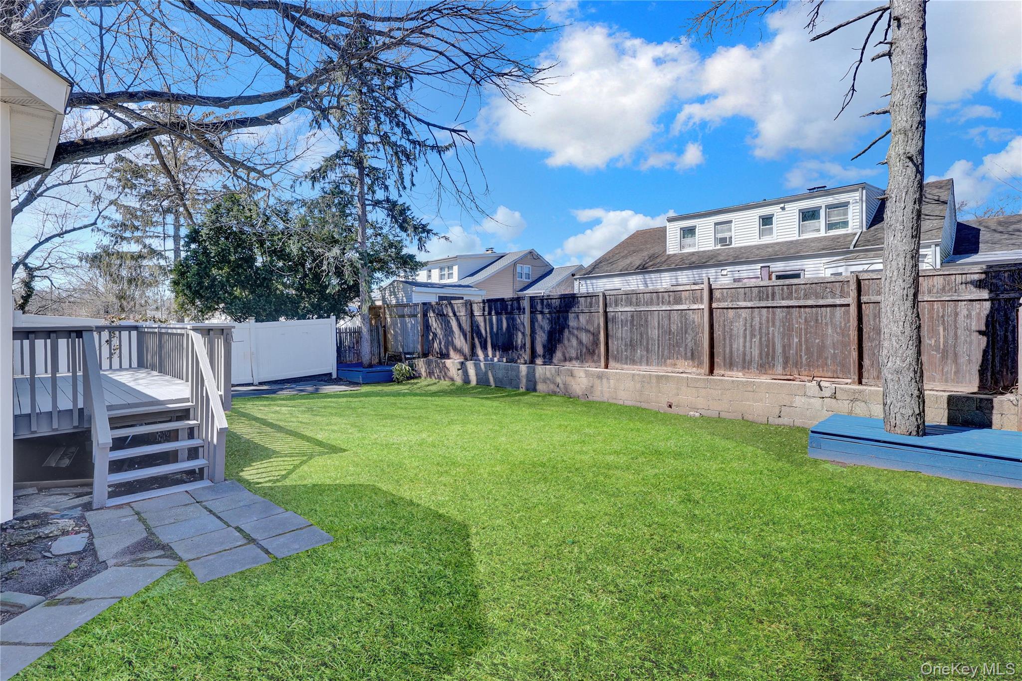 154 California Avenue – For Sale photo 16