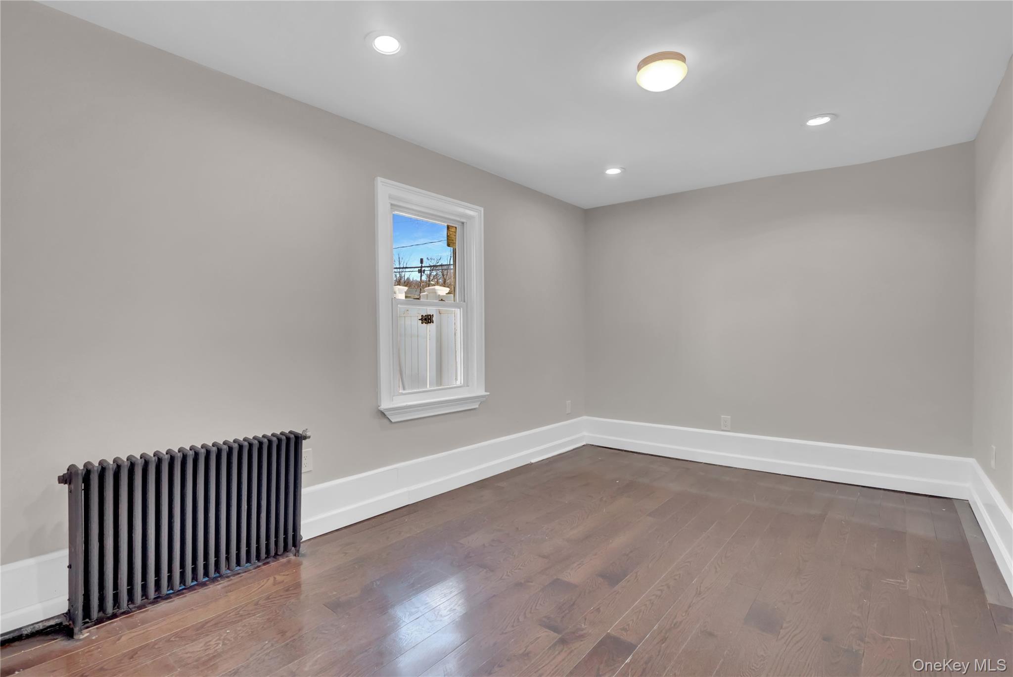 154 California Avenue – For Sale photo 22