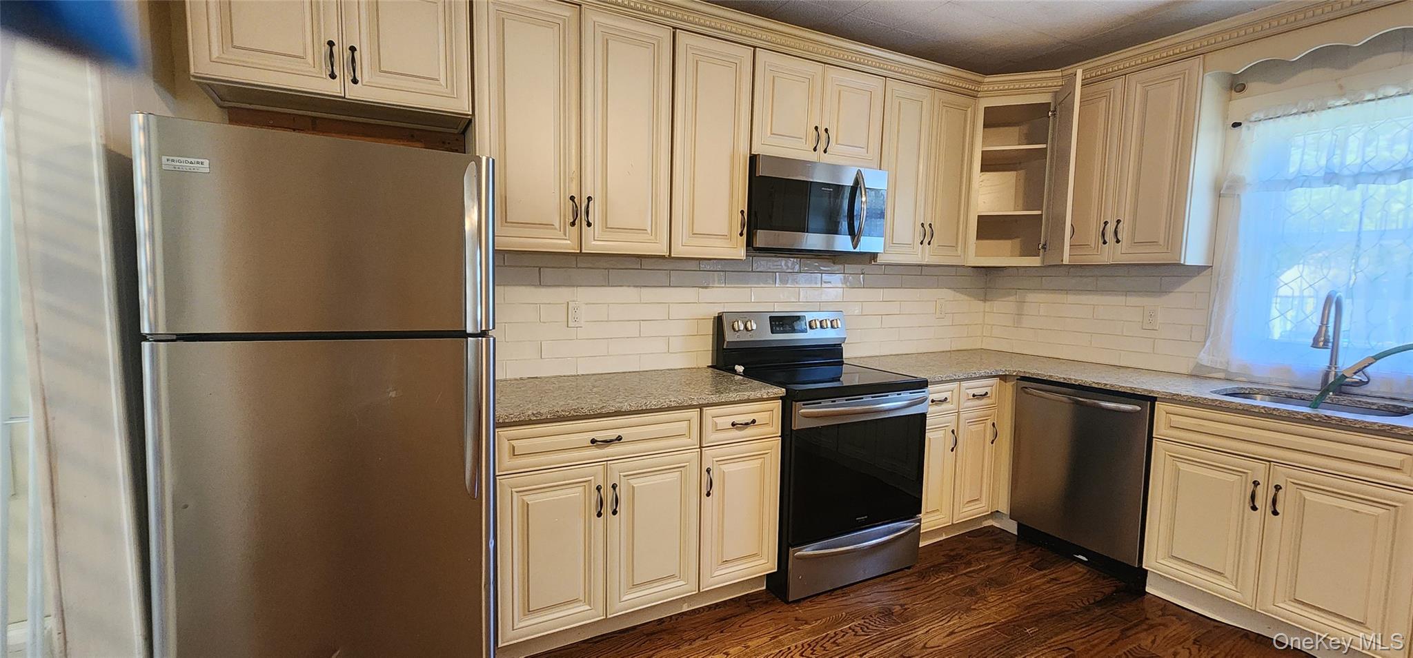 9 Babylon Road – For Rent photo 6