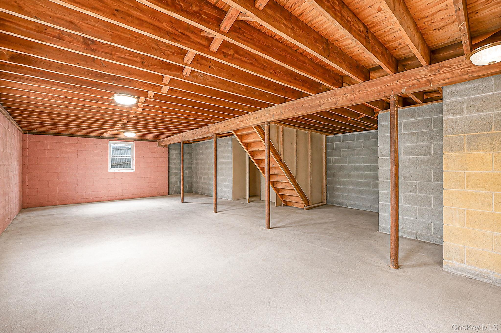 288 Nassau Road – For Sale photo 32