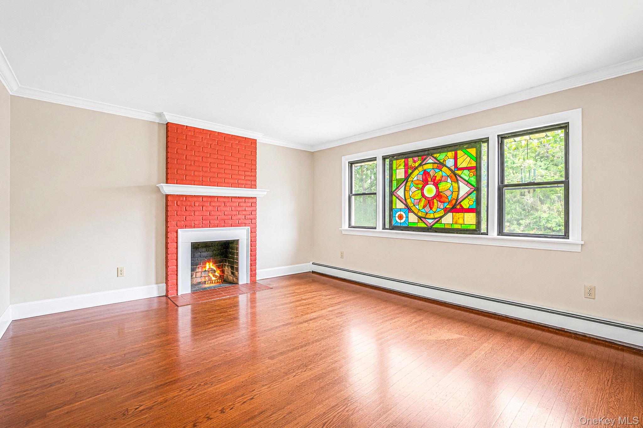 288 Nassau Road – For Sale photo 5