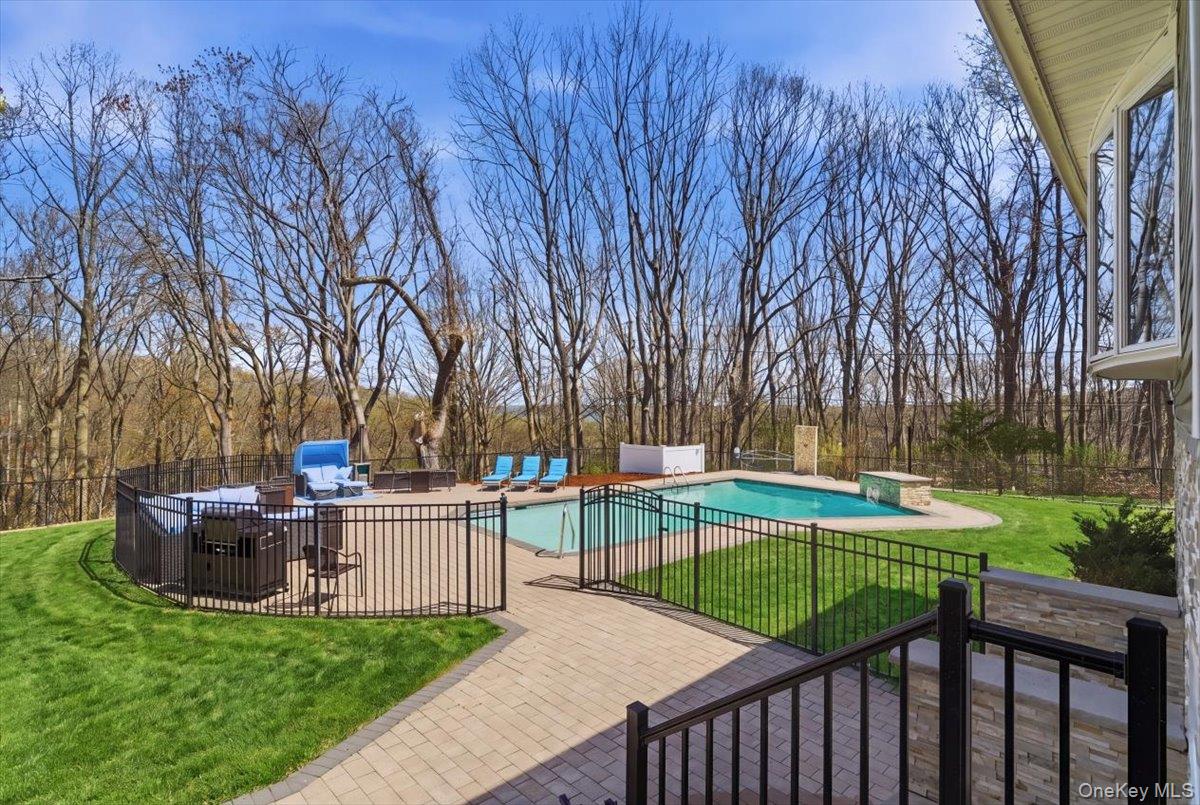 263 Oyster Bay Road – For Rent photo 5