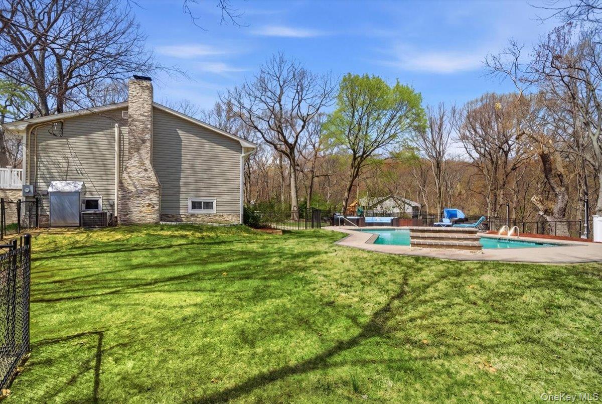 263 Oyster Bay Road – For Rent photo 4