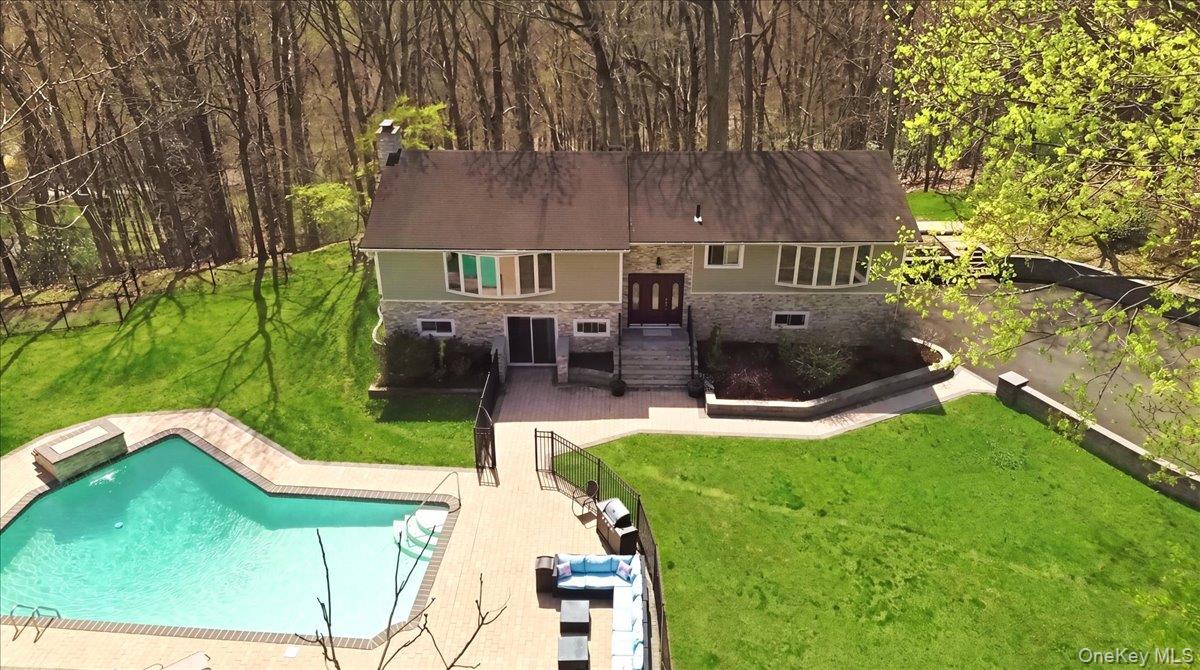 263 Oyster Bay Road – For Rent photo 37
