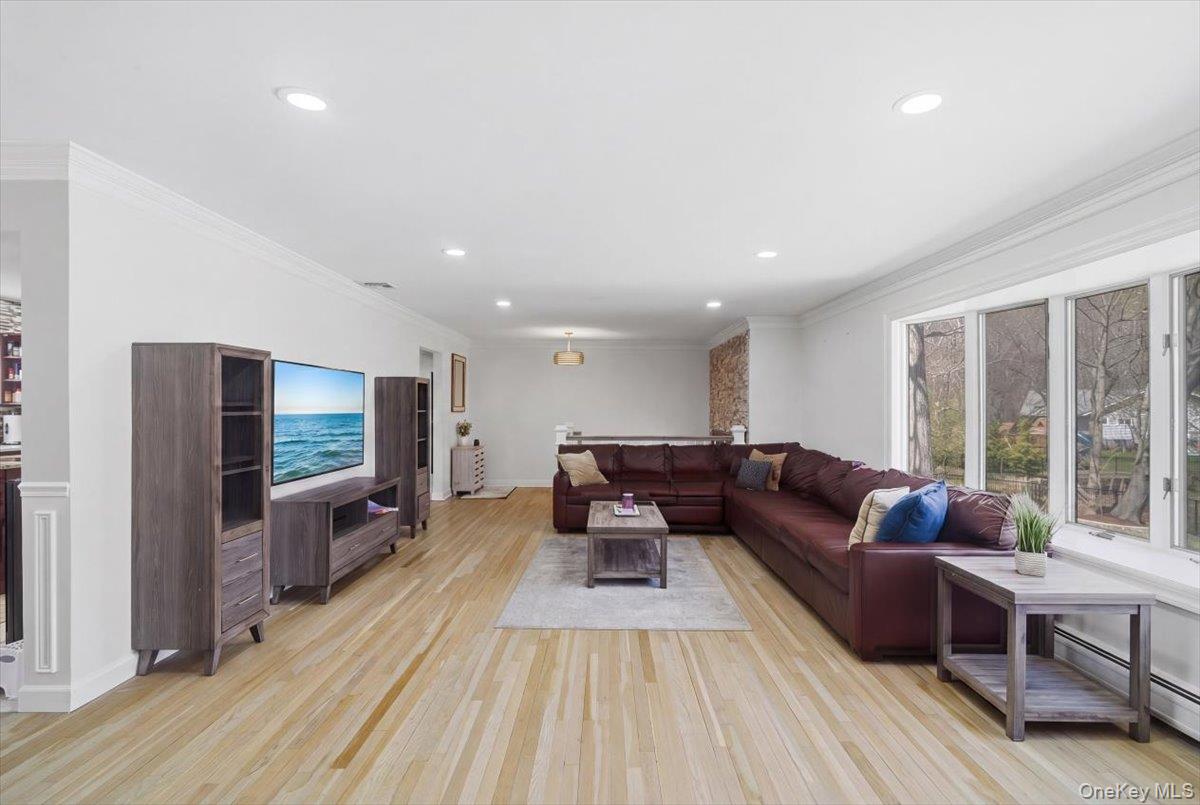 263 Oyster Bay Road – For Rent photo 8
