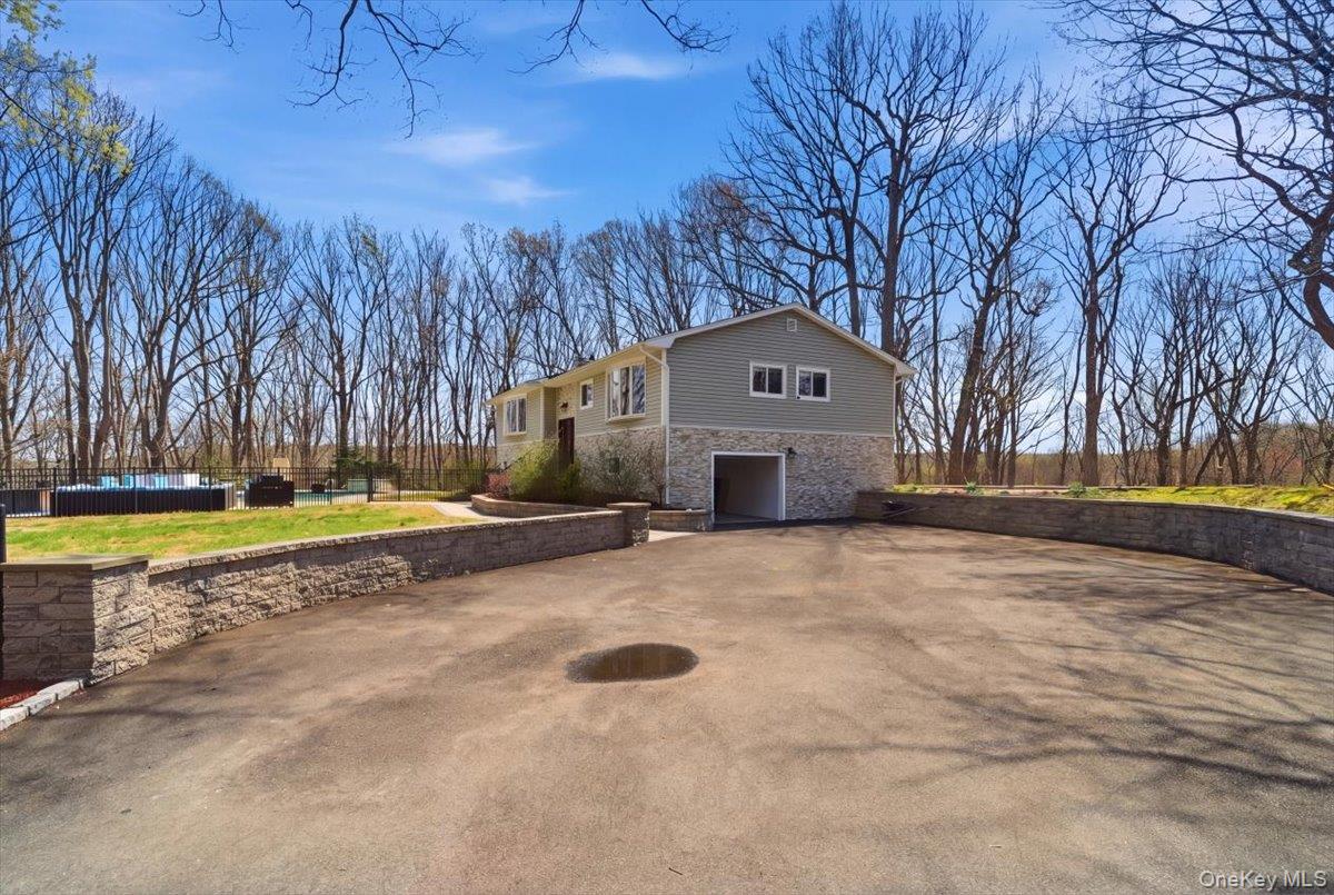 263 Oyster Bay Road – For Rent photo 35