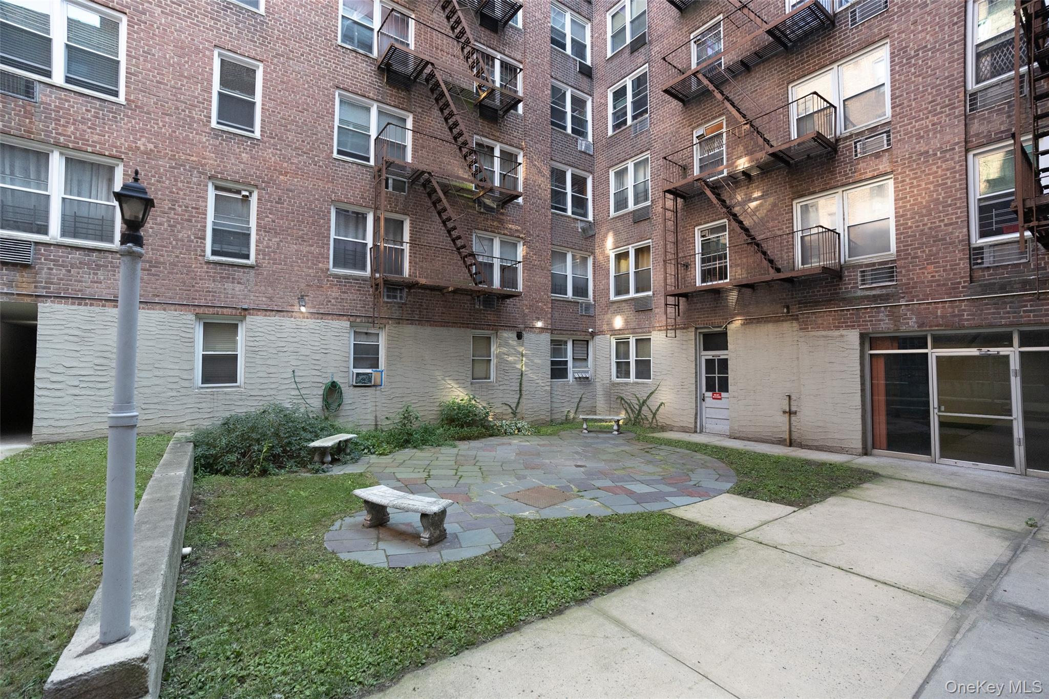 144-30 Sanford Avenue, Unit 2N photo 16