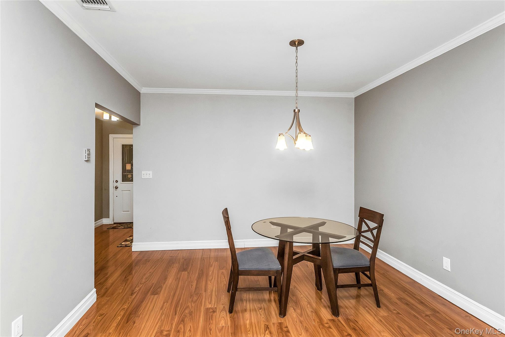 8 Chippendale Drive – For Sale photo 9