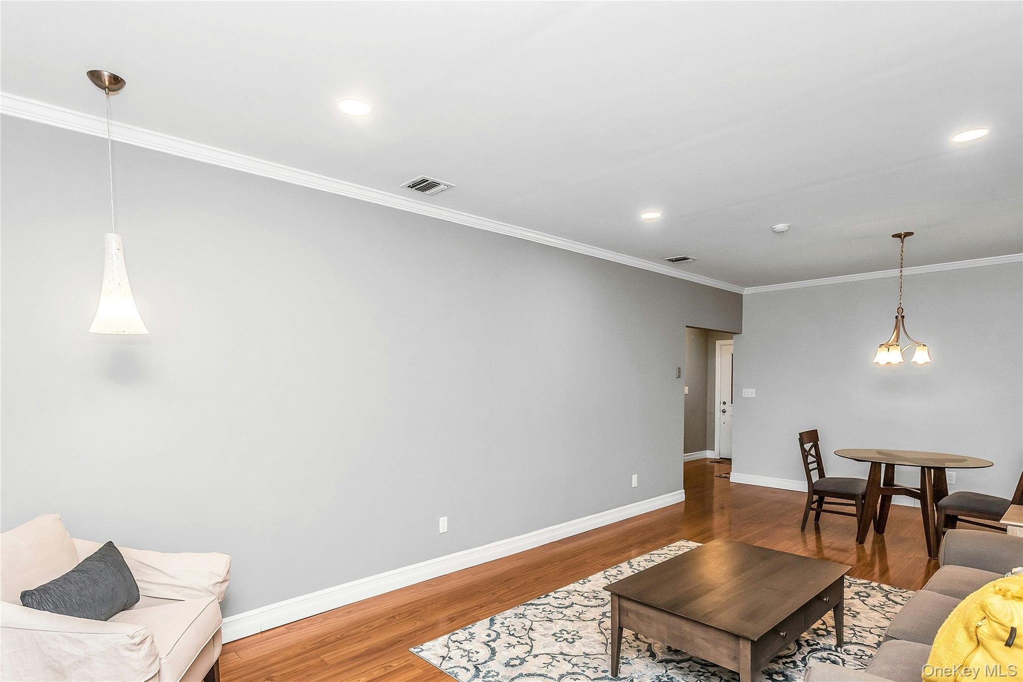 8 Chippendale Drive – For Sale photo 8