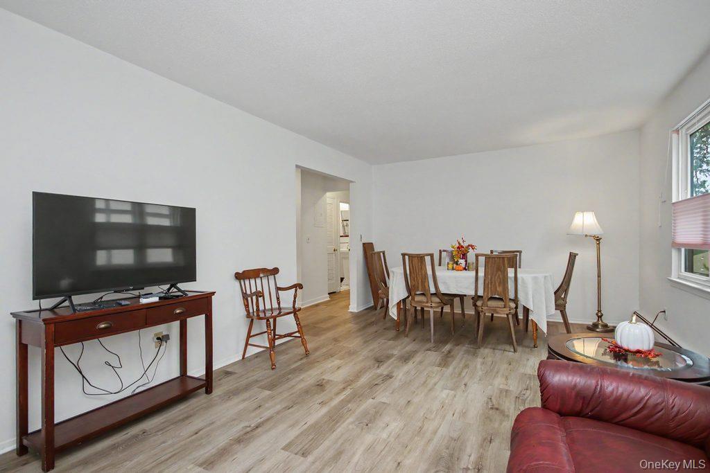 969 Sierra Vista Lane – For Sale photo 16