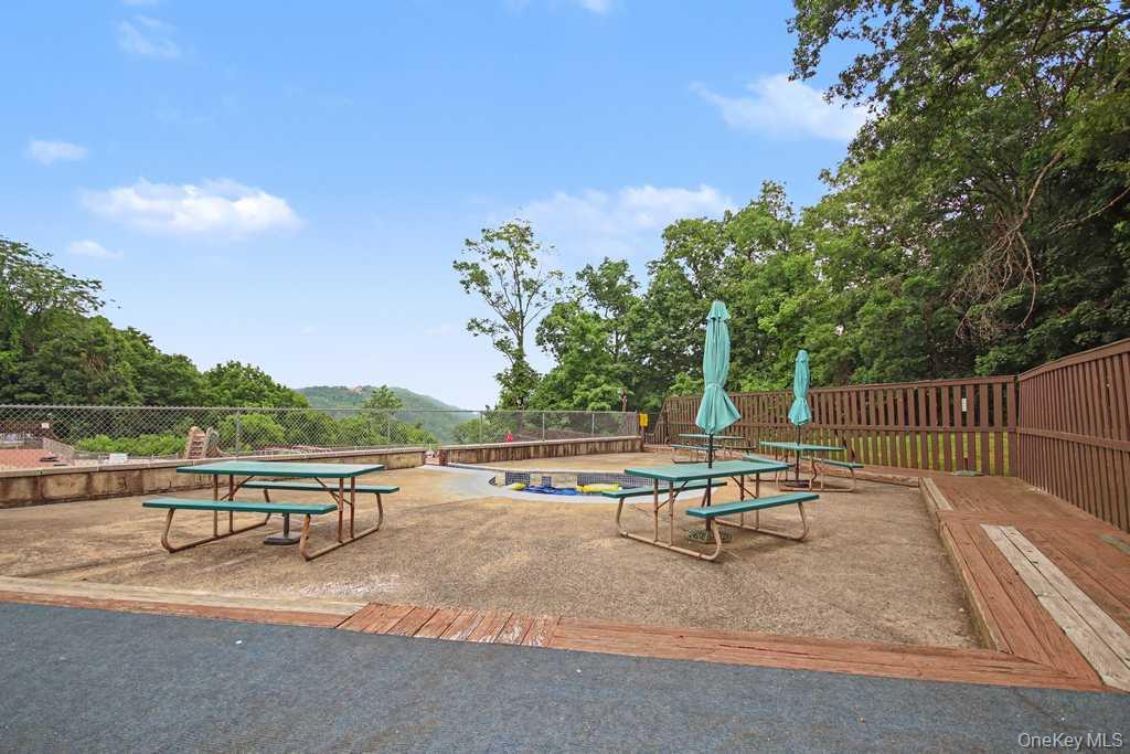 969 Sierra Vista Lane – For Sale photo 38