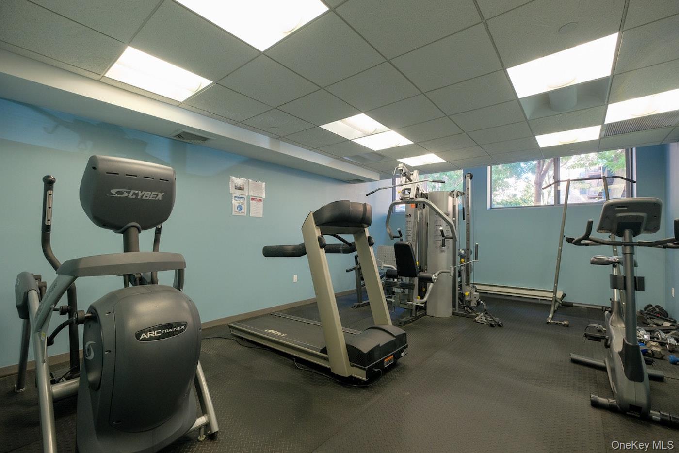 3585 Greystone Avenue, Unit 4B photo 13