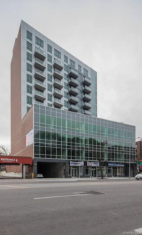14126 Northern Boulevard, Unit 4D